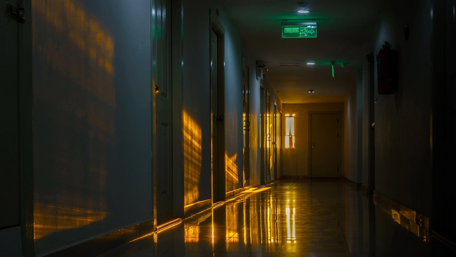 Emergency lighting battery solution for high-temperature reliability and global compliance